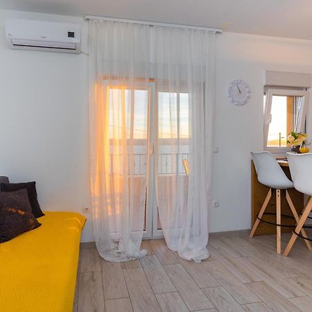 Villa Vruja 피사크 외부 사진