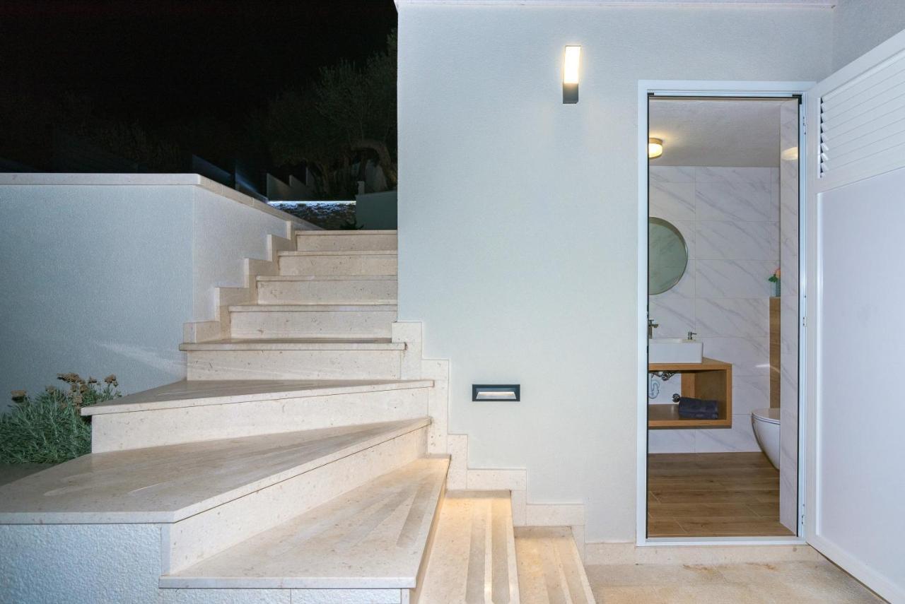 Villa Vruja 피사크 외부 사진